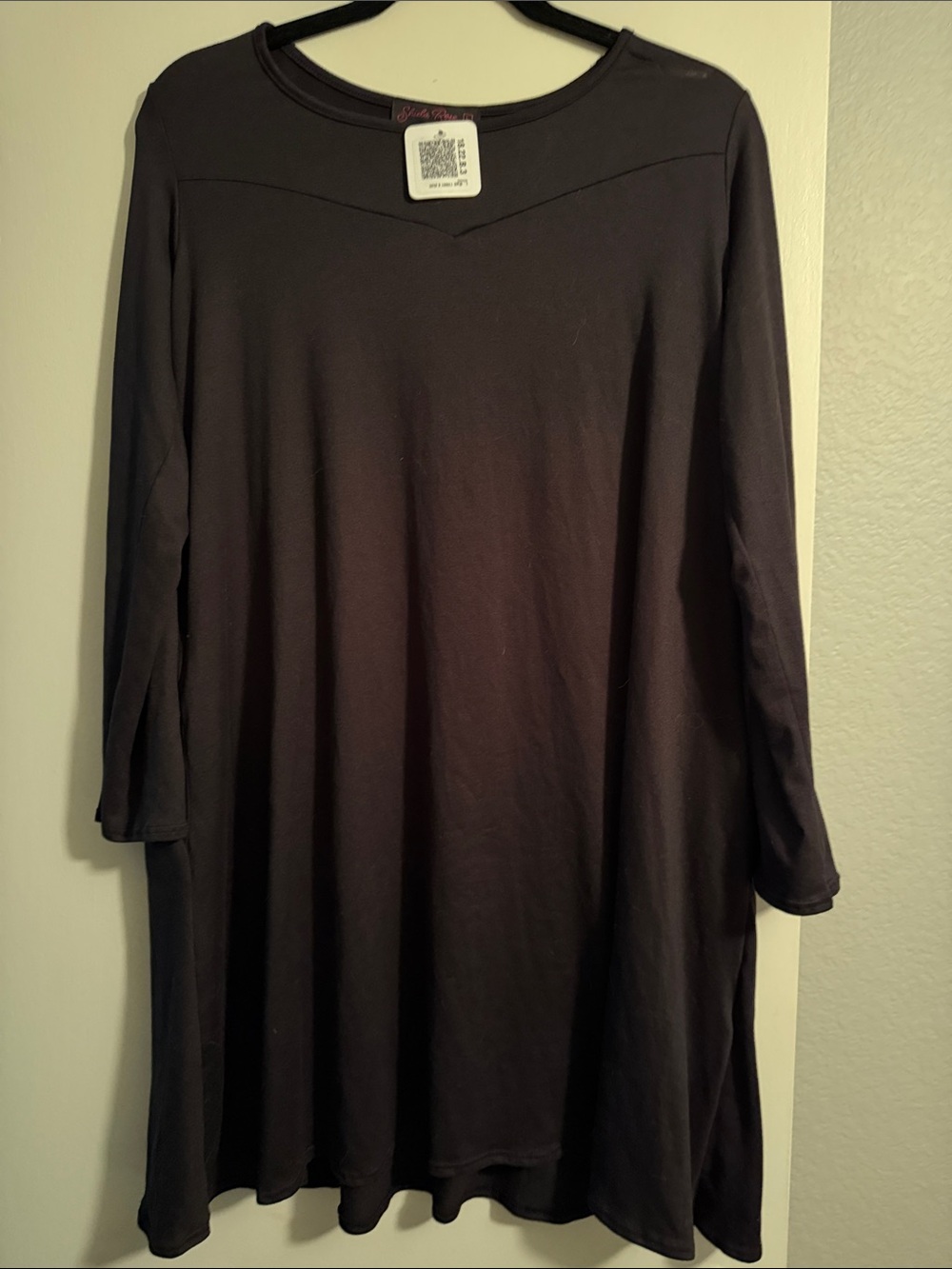 Women’s Black Long-Sleeve Swing Top/dress